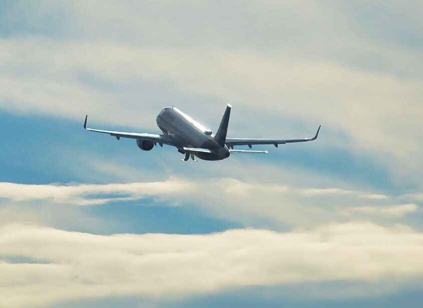 aircraft, flying, 4k wallpaper, beautiful wallpaper, cool backgrounds, flight, take-off, free background, wallpaper 4k, laptop wallpaper, windows wallpaper, transport, free wallpaper, 4k wallpaper 1920x1080, hd wallpaper, mac wallpaper, wallpaper hd, travel, airline, desktop backgrounds, full hd wallpaper, background, wallpaper